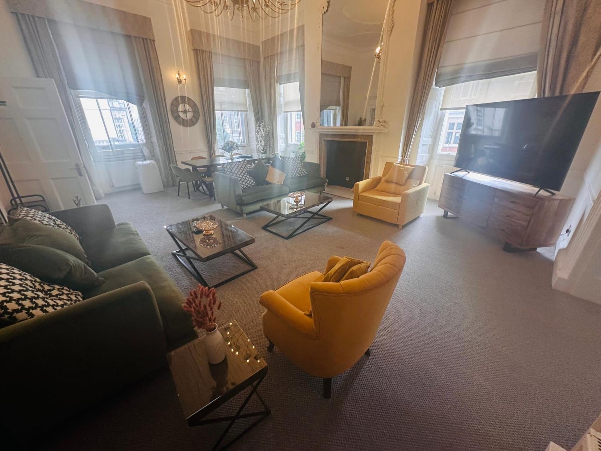 Luxury London 3 Bedroom Duplex With Pool Table - 4Hs Londres Exterior foto